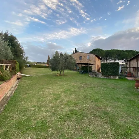 Aietta Tuscan Holidays מונטאיונה